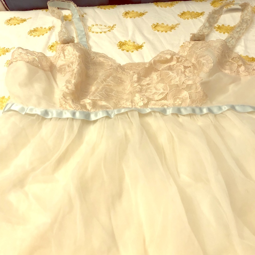 Vintage Vanity Fair babydoll Nighty